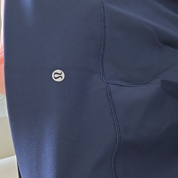 Lululemon Wunder Under Crop (Hi-Rise) *Full-On Luxtreme 21" True Navy - Picture 9 of 10